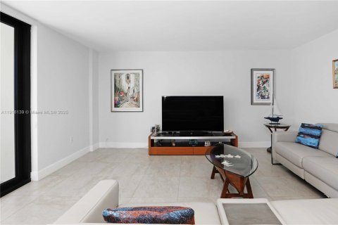 Condominio en venta en Hollywood, Florida, 2 dormitorios, 128.21 m2 № 1974320 - foto 6