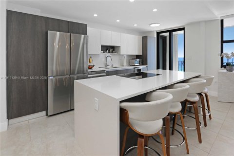 Condominio en venta en Hollywood, Florida, 2 dormitorios, 128.21 m2 № 1974320 - foto 3