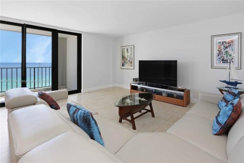 Condominio en venta en Hollywood, Florida, 2 dormitorios, 128.21 m2 № 1974320 - foto 5