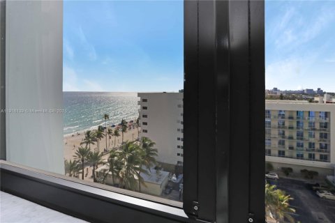 Condominio en venta en Hollywood, Florida, 2 dormitorios, 128.21 m2 № 1974320 - foto 28