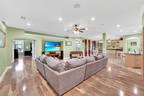 Casa en venta en New Port Richey, Florida, 4 dormitorios, 317.45 m2 № 2201440 - foto 25