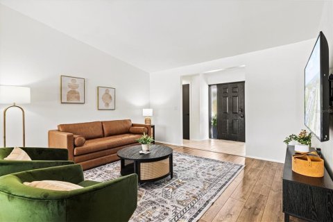 House in Sarasota, Florida 3 bedrooms, 138.98 sq.m. № 699916 - photo 7