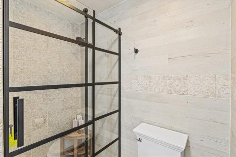 House in Sarasota, Florida 3 bedrooms, 138.98 sq.m. № 699916 - photo 27