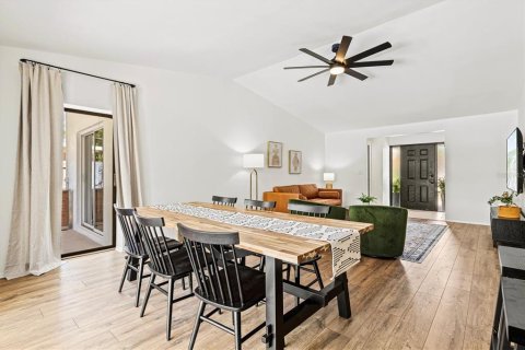 House in Sarasota, Florida 3 bedrooms, 138.98 sq.m. № 699916 - photo 22