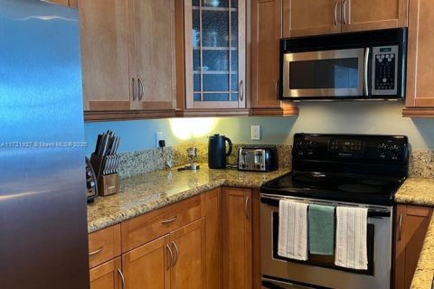 Copropriété à louer à Hollywood, Floride: 2 chambres, 115.94 m2 № 1702551 - photo 10