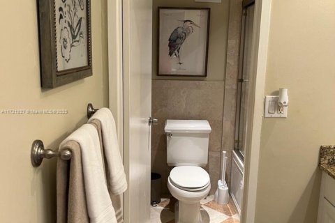 Copropriété à louer à Hollywood, Floride: 2 chambres, 115.94 m2 № 1702551 - photo 13