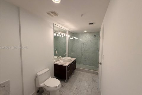 Condominio en alquiler en Miami, Florida, 1 dormitorio, 74.88 m2 № 2154051 - foto 12