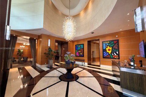 Condominio en alquiler en Miami, Florida, 1 dormitorio, 74.88 m2 № 2154051 - foto 19