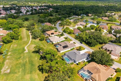House in Weeki Wachee, Florida 3 bedrooms, 233.46 sq.m. № 2306264 - photo 12
