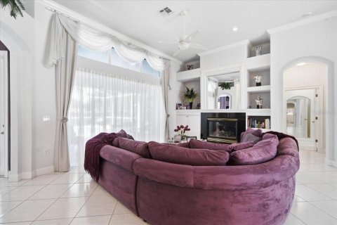 House in Weeki Wachee, Florida 3 bedrooms, 233.46 sq.m. № 2306264 - photo 27