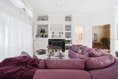 House in Weeki Wachee, Florida 3 bedrooms, 233.46 sq.m. № 2306264 - photo 28