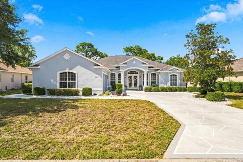 House in Weeki Wachee, Florida 3 bedrooms, 233.46 sq.m. № 2306264 - photo 17
