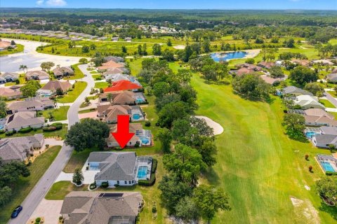 House in Weeki Wachee, Florida 3 bedrooms, 233.46 sq.m. № 2306264 - photo 8