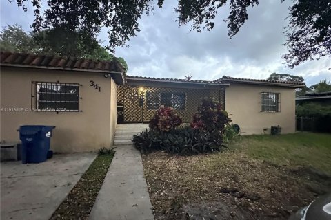Casa en venta en Miami, Florida, 3 dormitorios, 131.36 m2 № 1973982 - foto 2
