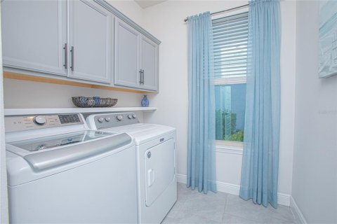 Casa en venta en Winter Garden, Florida, 4 dormitorios, 196.67 m2 № 1856407 - foto 29