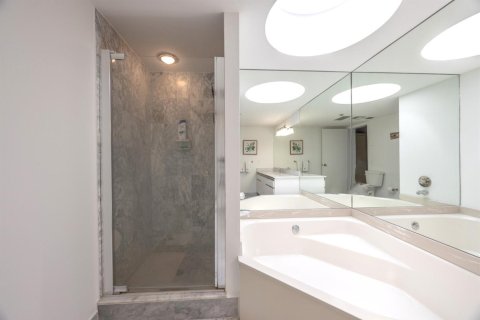 Copropriété à vendre à Boca Raton, Floride: 2 chambres, 173.17 m2 № 2243489 - photo 9