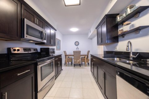 Copropriété à vendre à Boca Raton, Floride: 2 chambres, 173.17 m2 № 2243489 - photo 24