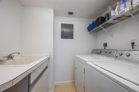 Copropriété à vendre à Boca Raton, Floride: 2 chambres, 173.17 m2 № 2243489 - photo 16