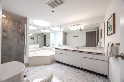 Copropriété à vendre à Boca Raton, Floride: 2 chambres, 173.17 m2 № 2243489 - photo 8
