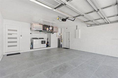 Villa ou maison à louer à North Port, Floride: 3 chambres, 131.36 m2 № 2116462 - photo 23