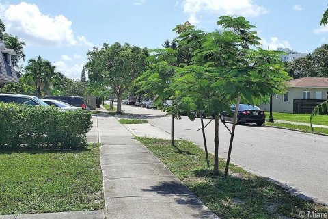 Снять в аренду виллу или дом в Холливуд, Флорида 1 спальня, 65.12м2, № 2003173 - фото 5