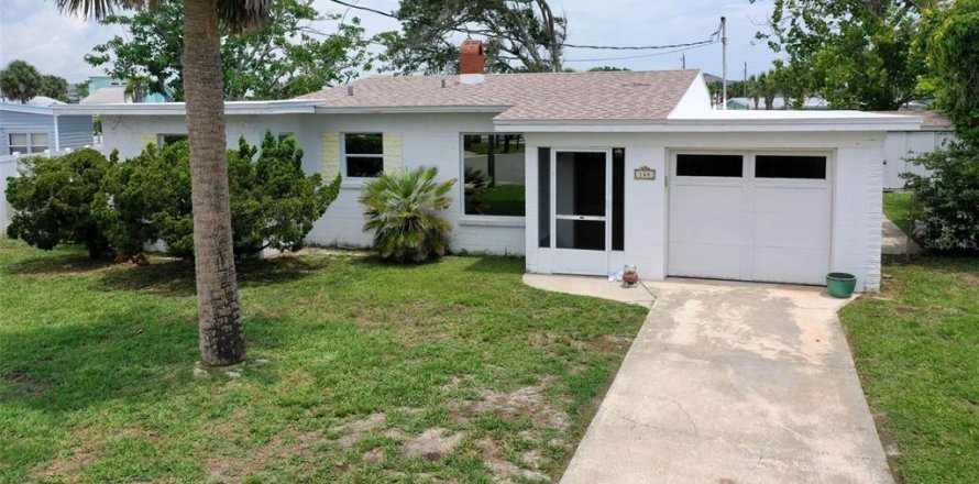 House in Flagler Beach, Florida 2 bedrooms, 92.62 sq.m. № 1765518