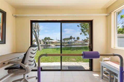House in Flagler Beach, Florida 2 bedrooms, 92.62 sq.m. № 1765518 - photo 8