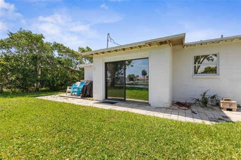 House in Flagler Beach, Florida 2 bedrooms, 92.62 sq.m. № 1765518 - photo 22