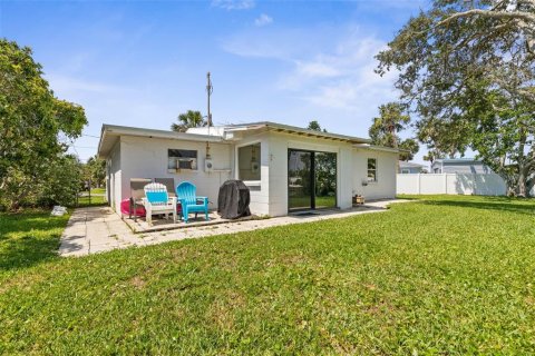 House in Flagler Beach, Florida 2 bedrooms, 92.62 sq.m. № 1765518 - photo 23