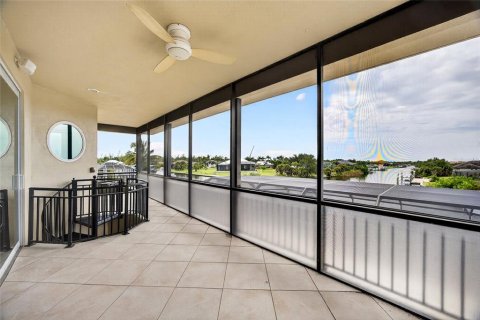 Villa ou maison à vendre à Port Charlotte, Floride: 4 chambres, 301.93 m2 № 1904772 - photo 28