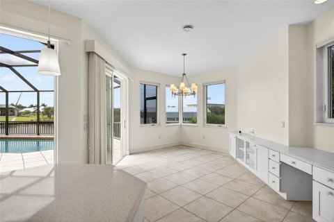 Villa ou maison à vendre à Port Charlotte, Floride: 4 chambres, 301.93 m2 № 1904772 - photo 15
