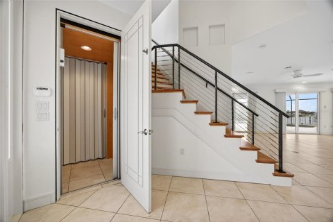 Villa ou maison à vendre à Port Charlotte, Floride: 4 chambres, 301.93 m2 № 1904772 - photo 6