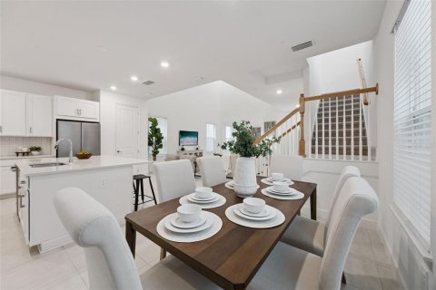 House in Winter Garden, Florida 4 bedrooms, 271.92 sq.m. № 2393563 - photo 15