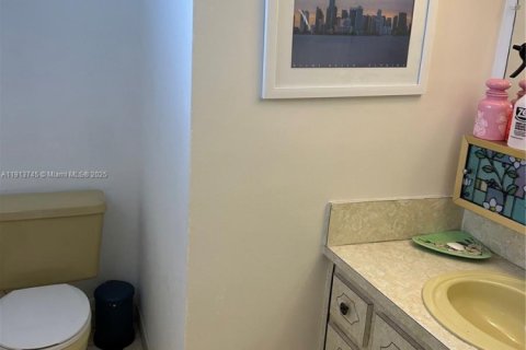 Copropriété à vendre à Miami, Floride: 1 chambre, 85.56 m2 № 1970428 - photo 8