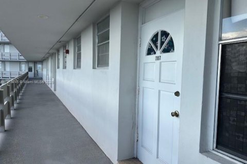 Copropriété à vendre à Miami, Floride: 1 chambre, 85.56 m2 № 1970428 - photo 6