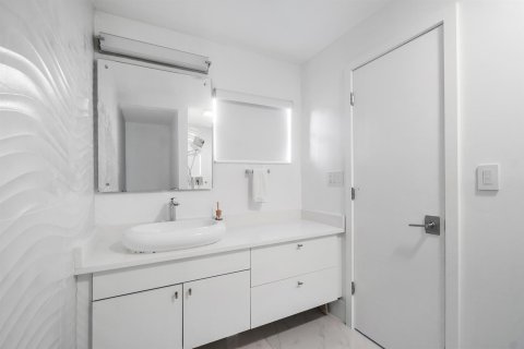 Villa ou maison à vendre à Jupiter, Floride: 3 chambres, 305.28 m2 № 2270418 - photo 28