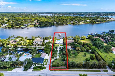 Villa ou maison à vendre à Jupiter, Floride: 3 chambres, 305.28 m2 № 2270418 - photo 3