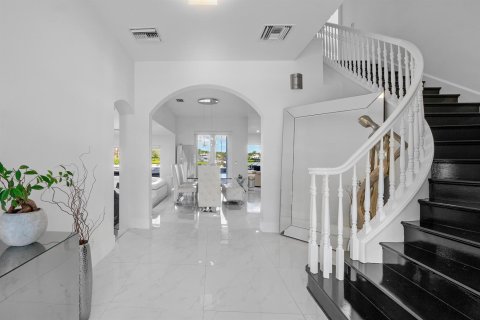 Villa ou maison à vendre à Jupiter, Floride: 3 chambres, 305.28 m2 № 2270418 - photo 10