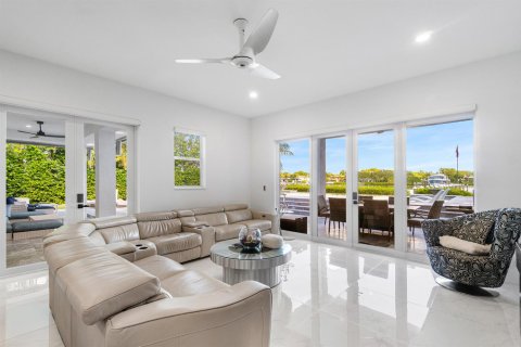 Villa ou maison à vendre à Jupiter, Floride: 3 chambres, 305.28 m2 № 2270418 - photo 20