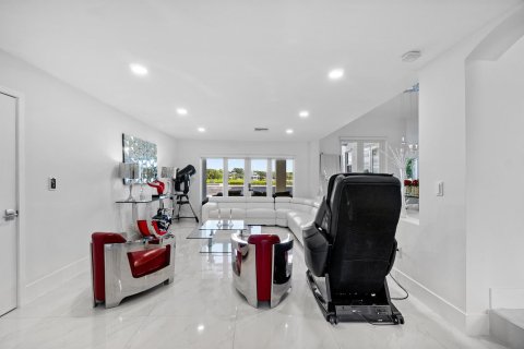 Villa ou maison à vendre à Jupiter, Floride: 3 chambres, 305.28 m2 № 2270418 - photo 12