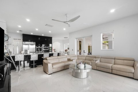 Villa ou maison à vendre à Jupiter, Floride: 3 chambres, 305.28 m2 № 2270418 - photo 21