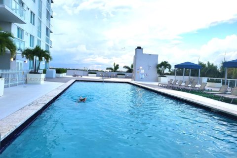 Copropriété à louer à Miami, Floride: 1 chambre, 86.86 m2 № 2076563 - photo 13