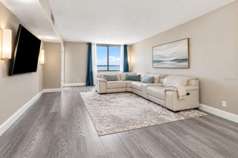 Copropriété à vendre à Clearwater, Floride: 2 chambres, 128.67 m2 № 2373396 - photo 5