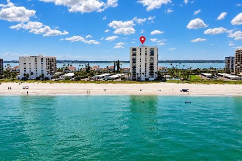 Condo à Clearwater, Floride, 2 chambres  № 2373396