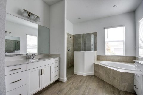 Casa en venta en Port Charlotte, Florida, 4 dormitorios, 216.28 m2 № 2118294 - foto 12