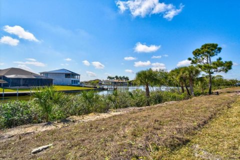 Casa en venta en Port Charlotte, Florida, 4 dormitorios, 216.28 m2 № 2118294 - foto 27