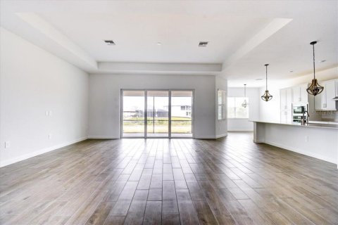 Casa en venta en Port Charlotte, Florida, 4 dormitorios, 216.28 m2 № 2118294 - foto 3