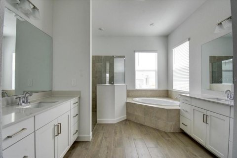 Casa en venta en Port Charlotte, Florida, 4 dormitorios, 216.28 m2 № 2118294 - foto 11