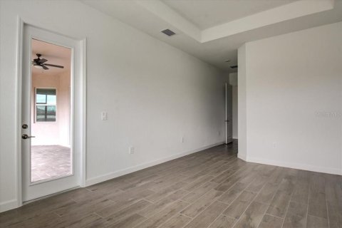 Casa en venta en Port Charlotte, Florida, 4 dormitorios, 216.28 m2 № 2118294 - foto 19