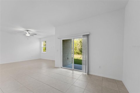 Снять в аренду таунхаус в Ленд-о-Лейкс, Флорида 3 спальни, 215.44м2, № 2115279 - фото 14